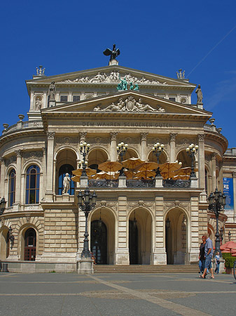 Alte Oper mit Opernplatz Fotos