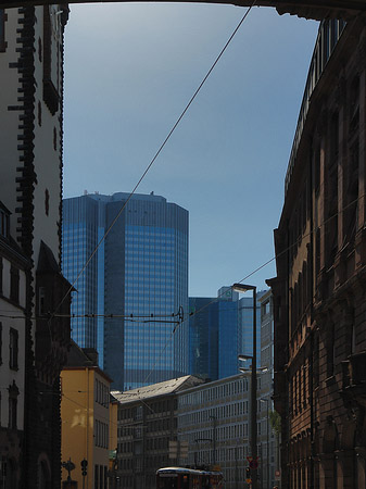 Fotos Dresdner Bank von Seufzerbrücke aus