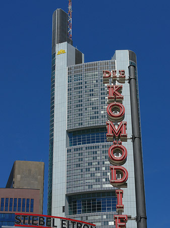 Fotos Commerzbank hinter Komödie | Frankfurt am Main