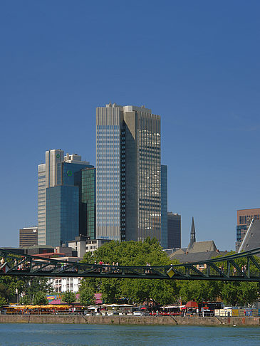 Eurotower und Dresdener Bank Foto 