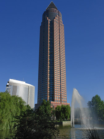 Fotos Messeturm mit Ludwig-Erhard-Anlage