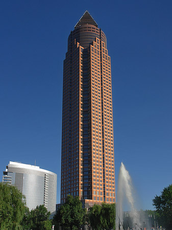 Fotos Messeturm mit Ludwig-Erhard-Anlage