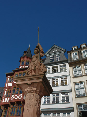 Statue auf dem Samstagsberg