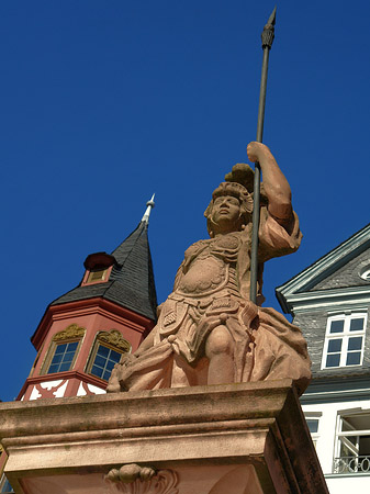 Fotos Statue auf dem Samstagsberg