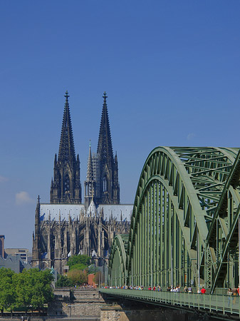 Foto Hohenzollernbrücke am Kölner Dom