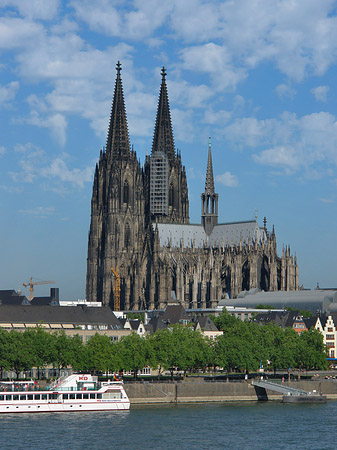 Foto Südostseite des Kölner Doms - Köln