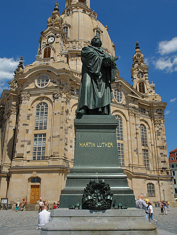 Frauenkirche und Lutherdenkmal