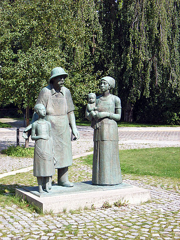 Foto Albert Schweitzer Denkmal