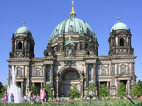 Foto Berliner Dom mit Lustgarten