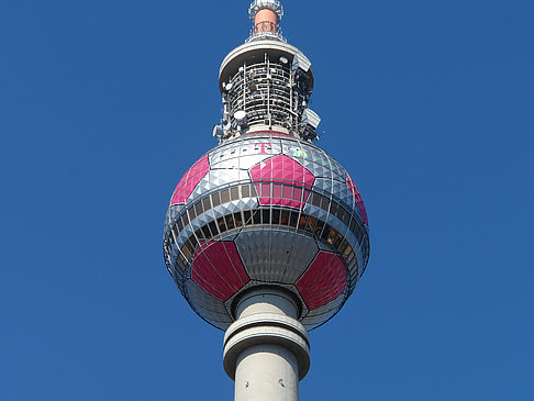 Foto Fernsehturm Nahaufnahme - Berlin