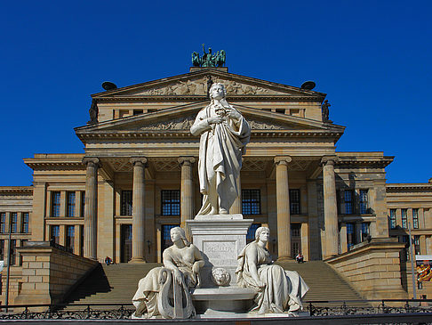 Fotos Schillerdenkmal mit Konzerthaus