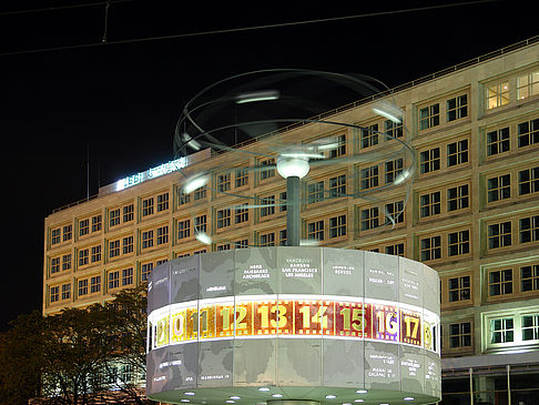 Weltzeituhr am Alexanderplatz