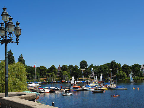 Foto Bootsverleih und Hafen auf der Außenalster - Hamburg