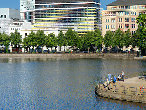 Angler an der Binnenalster