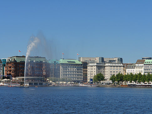 Fotos Fontäne auf der Binnenalster