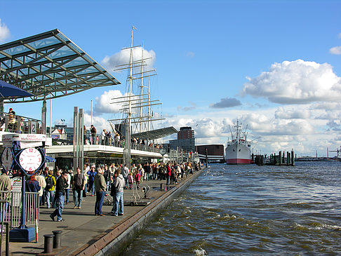 Fotos Landungsbrücken | Hamburg