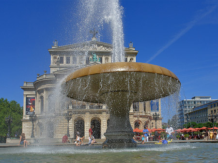 Fotos Alte Oper mit Brunnen | Frankfurt am Main