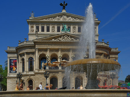 Fotos Alte Oper mit Brunnen | Frankfurt am Main