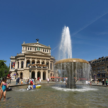 Fotos Alte Oper mit Brunnen | Frankfurt am Main