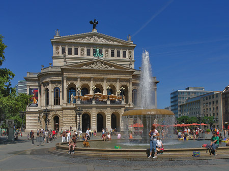 Foto Alte Oper mit Opernplatz - Frankfurt am Main