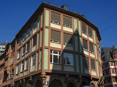 Gasthaus mit großem Engel