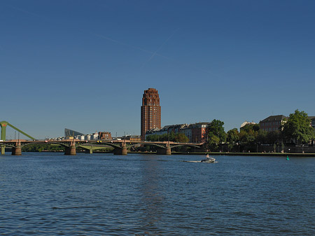 Main Plaza und Untermainbrücke Foto 