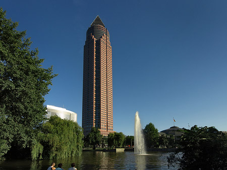 Fotos Messeturm mit Ludwig-Erhard-Anlage