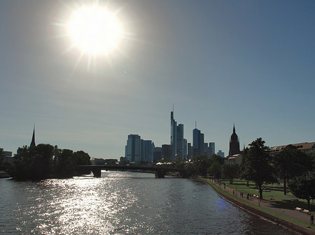 Fotos Skyline von Frankfurt mit Alter Brücke | Frankfurt am Main