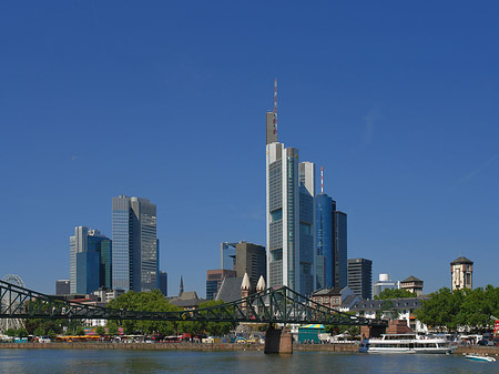 Fotos Skyline von Frankfurt mit eisernem Steg | Frankfurt am Main