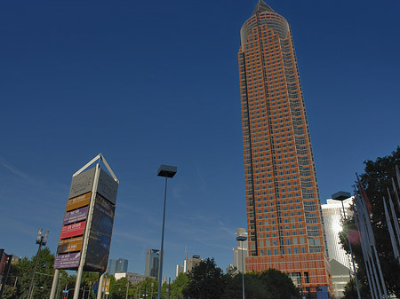 Foto Fahnen am Messeturm - Frankfurt am Main