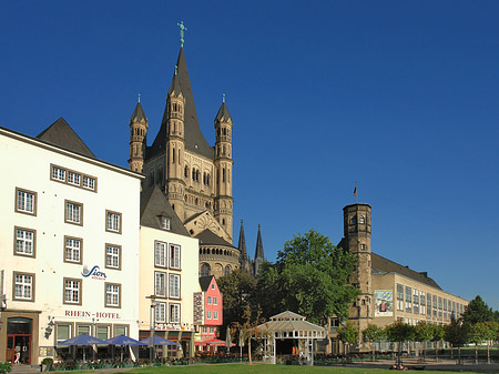 Groß St Martin hinter Fischmarkt