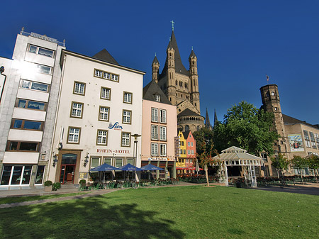 Groß St Martin hinter Fischmarkt Foto 