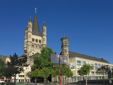 Schild vor Groß St.Martin Foto 