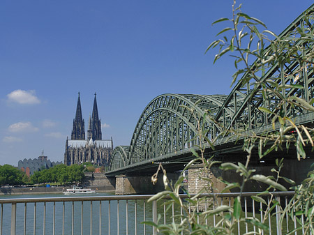 Fotos Hohenzollernbrücke am Kölner Dom