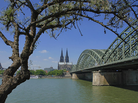 Fotos Hohenzollernbrücke am Kölner Dom