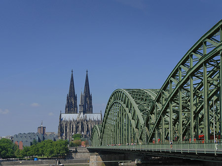 Foto Hohenzollernbrücke beim Kölner Dom