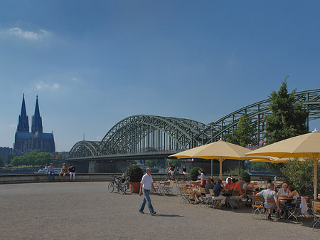 Fotos Hohenzollernbrücke am Kölner Dom | Köln