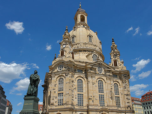 Frauenkirche und Lutherdenkmal